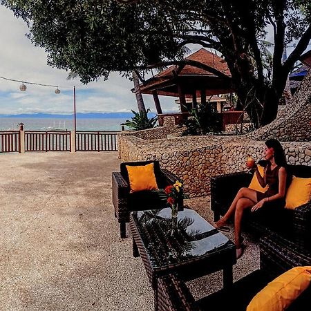 Magic Island Dive Resort Моалбоал Экстерьер фото