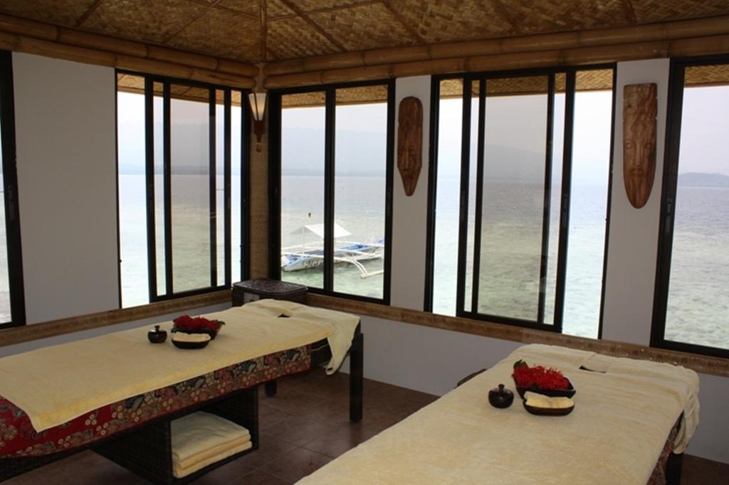 Magic Island Dive Resort Моалбоал Экстерьер фото